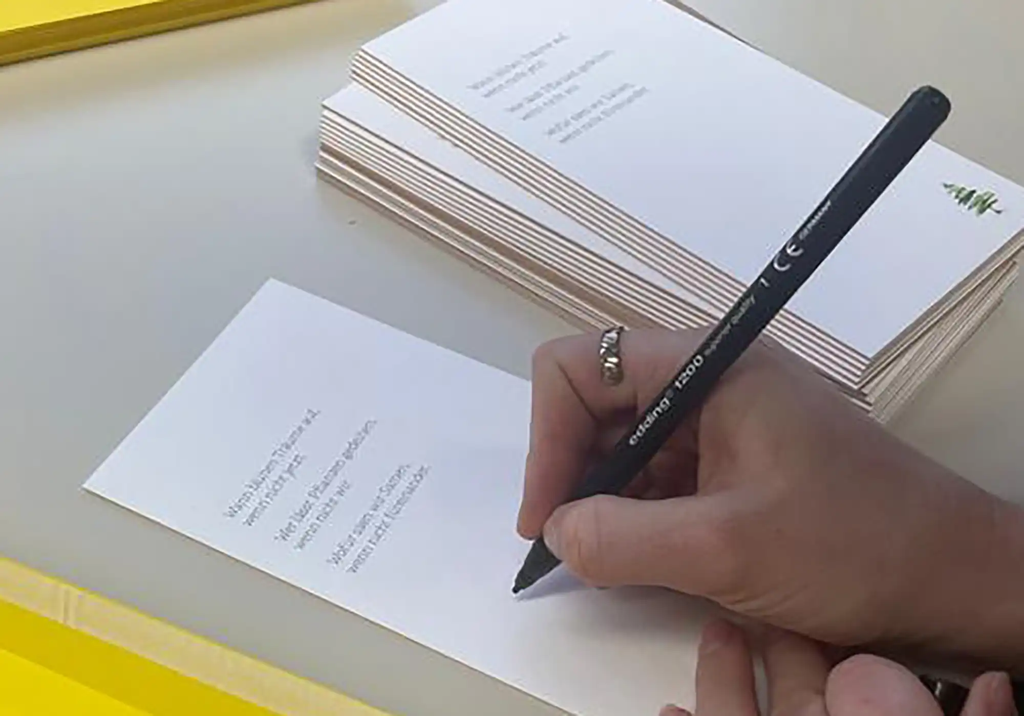 Featured image for “Individuelle Weihnachtskarten gestalten”