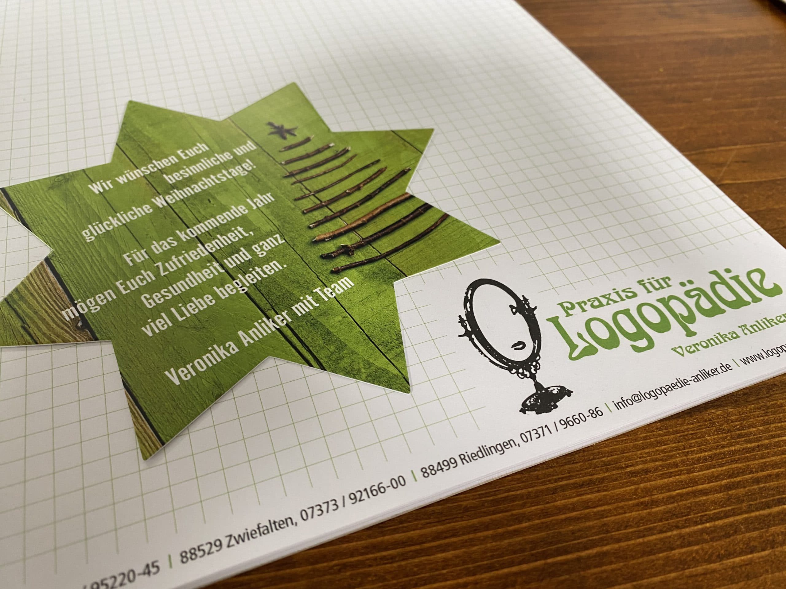 Weihnachtskarte Firmen mit Geschenk Schreibblock und Sternkarte
