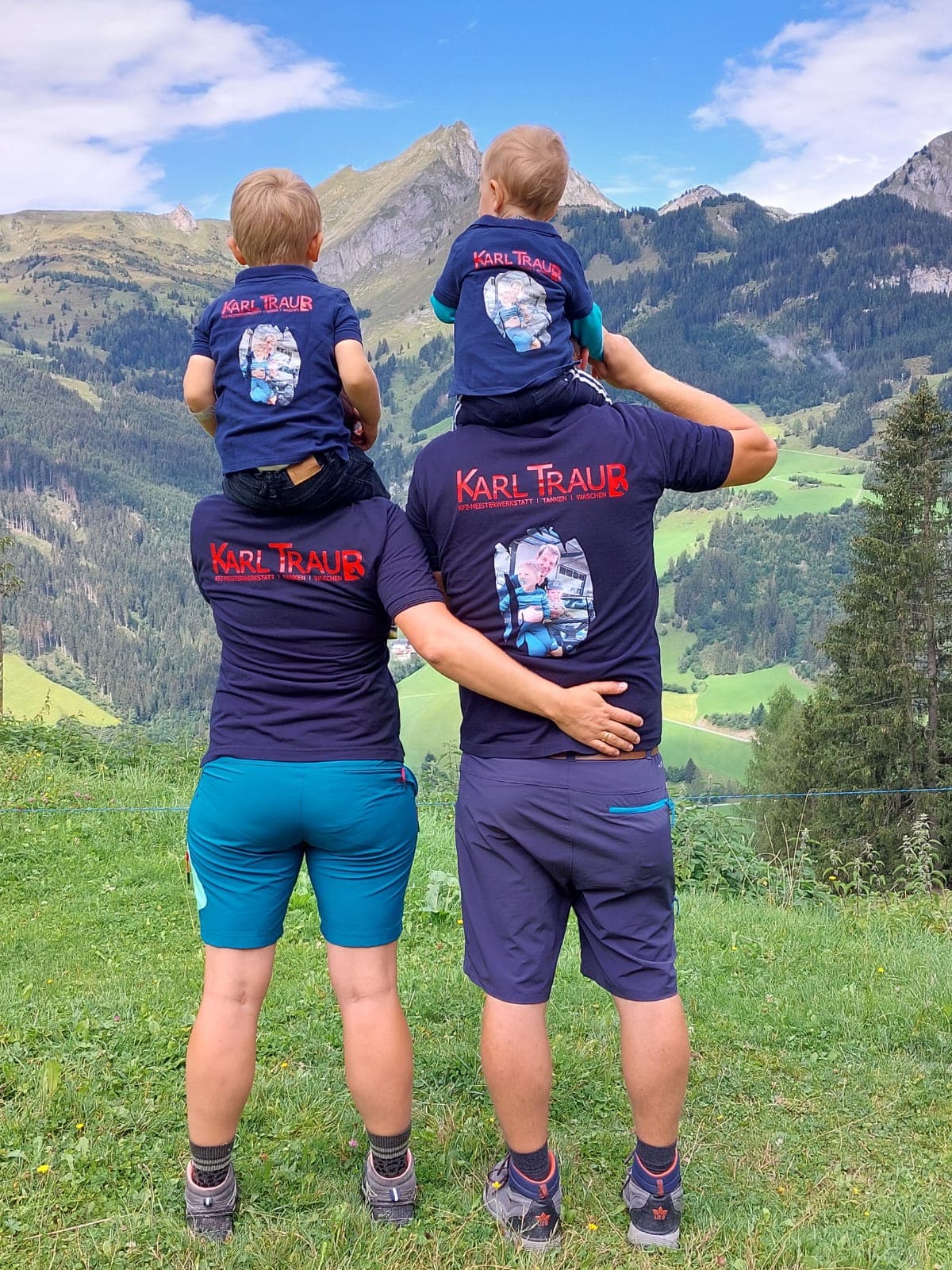 arbeitskleidung für das ganze team mit familie von karl traub
