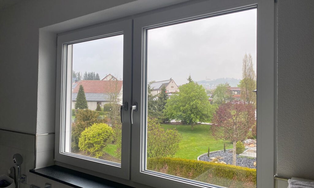 lichtdurchlässige Sichtschutzfolien badfenster