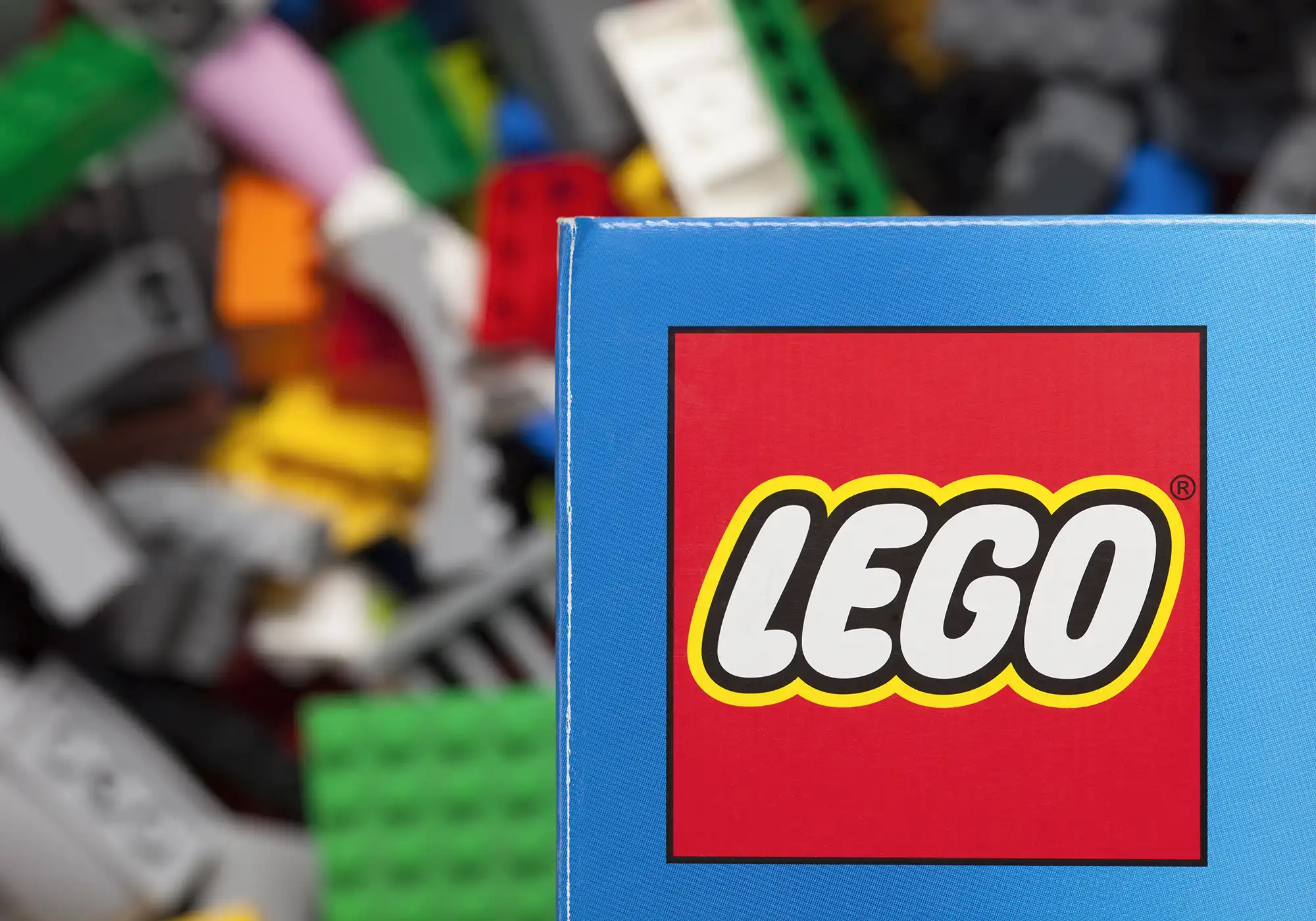 Logo mit Marke mit dem Lego Logo