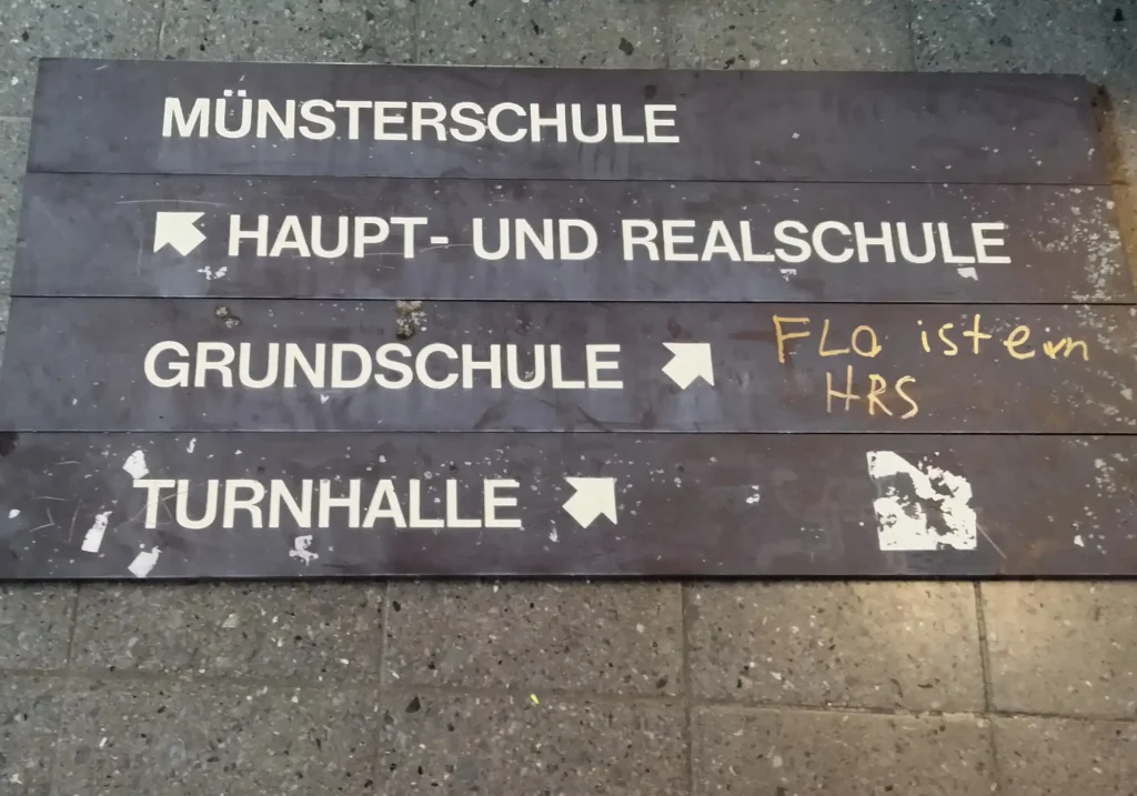 Leitsystem Schule mit Wegeführung