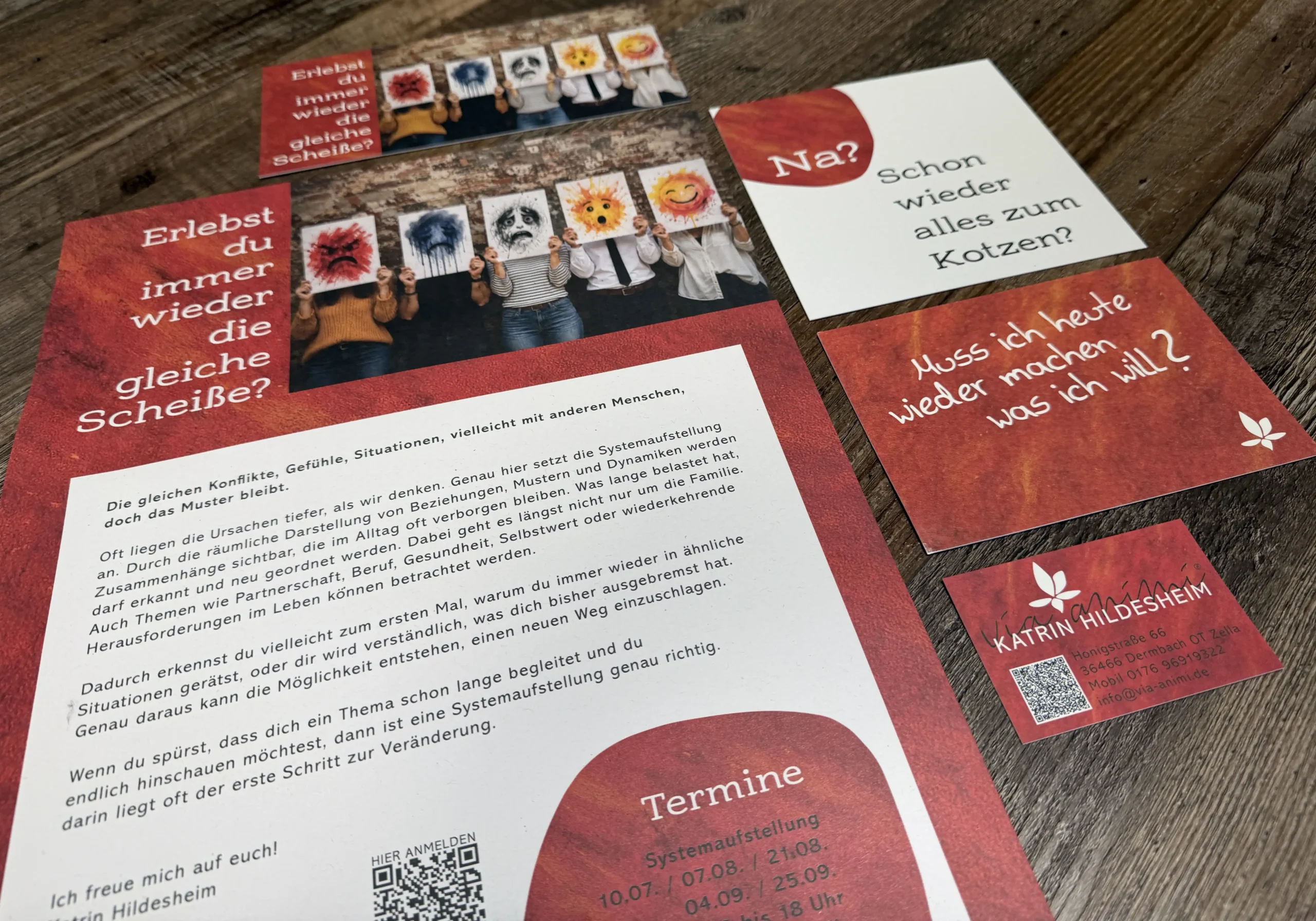 Fertiger Markenauftritt von via animi® mit Flyer, Plakate, Visitenkarten und Werbemitteln mit gestaltender Beratung
